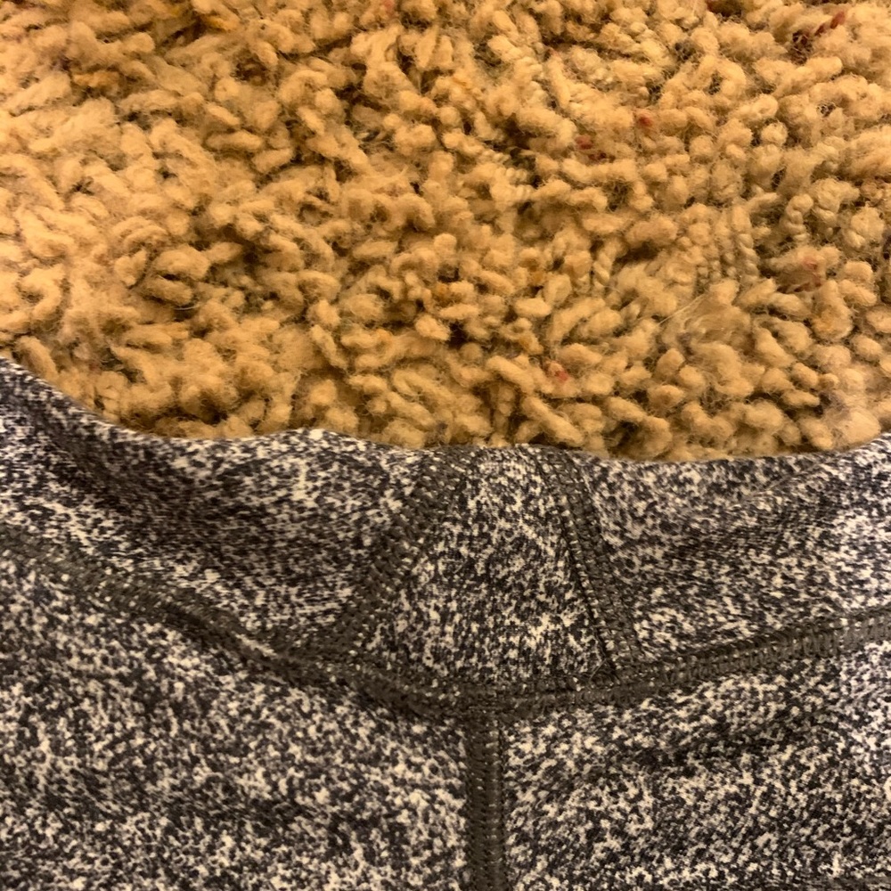 Tranquil lululemon tights - Picture 9 of 9